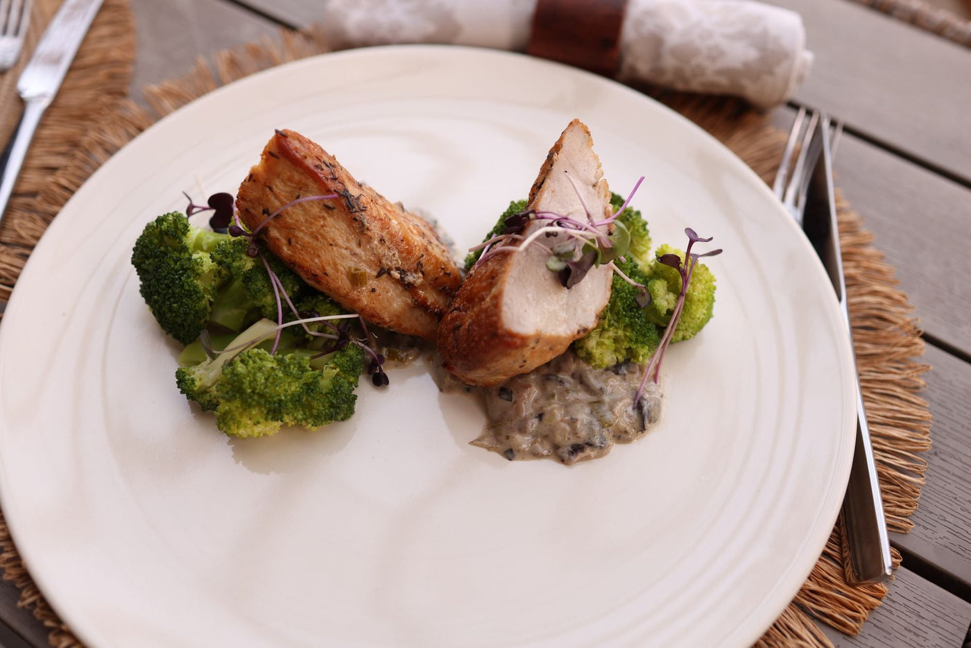 Organic Chicken Thighs for Keto Canada 2026 | Top Picks - Northern Raised